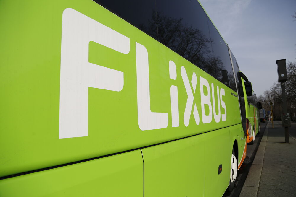 EILMELDUNG - Flixbus verunglückt - Bus umgekippt - es gibt Schwerverletzte!