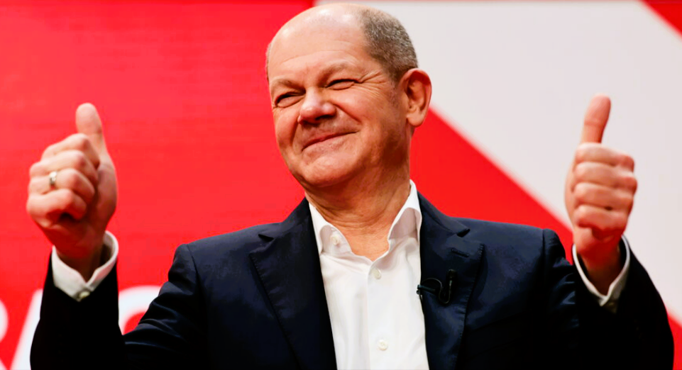 Scholz & Co. - Größte Gehaltserhöhung seit 28 Jahren! Und das während es Deutschland immer schlechter geht!