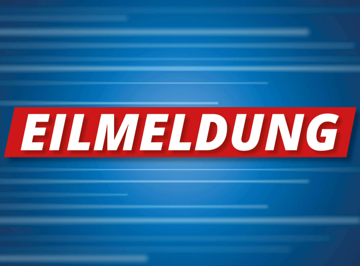 Mensch wird in Flugzeugturbine gesogen! Grausamer Unfall am Flughafen - Passagiere sehen alles mit an