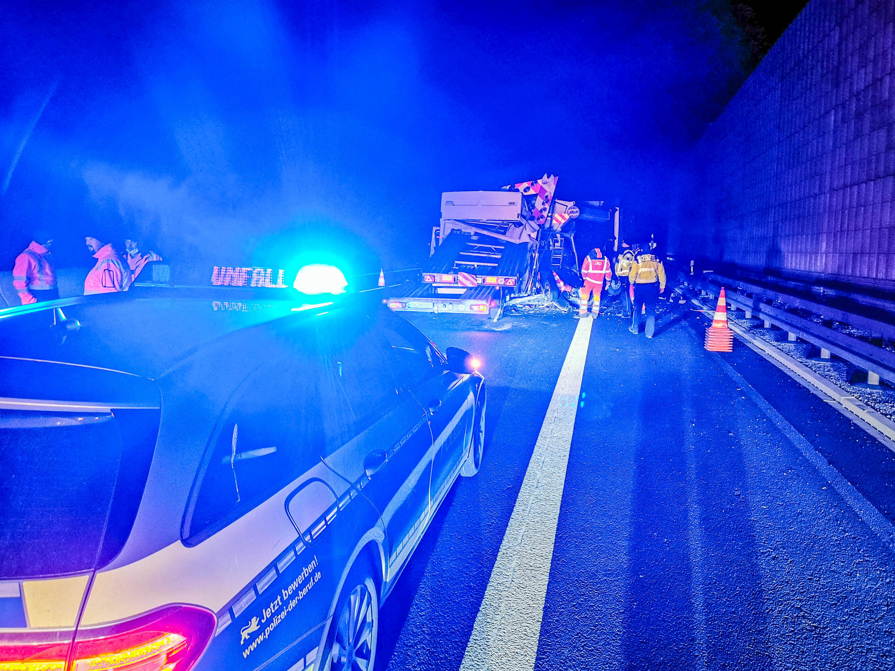 Lehrerin auf der A9 getötet! Tränenreiche Enthüllungen über ihr Schicksal - die Wahrheit wird offenbar