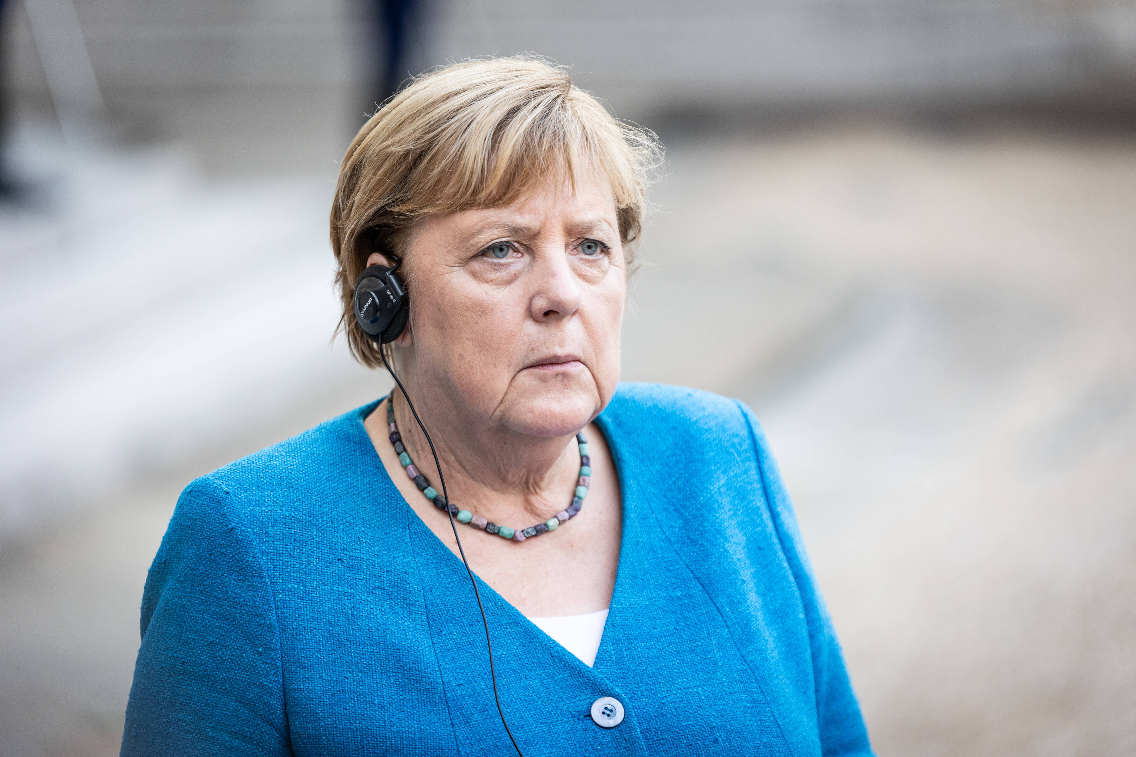 Angela Merkel: Ehekrise bei der Kanzlerin? Sie gehen getrennte Wege!