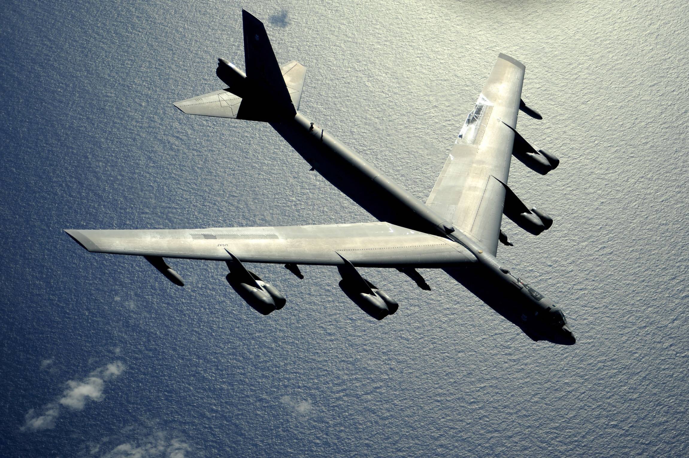 Zwischenfall über der Ostsee – Russische Kampfjets fangen US-Atom-Bomber ab!
