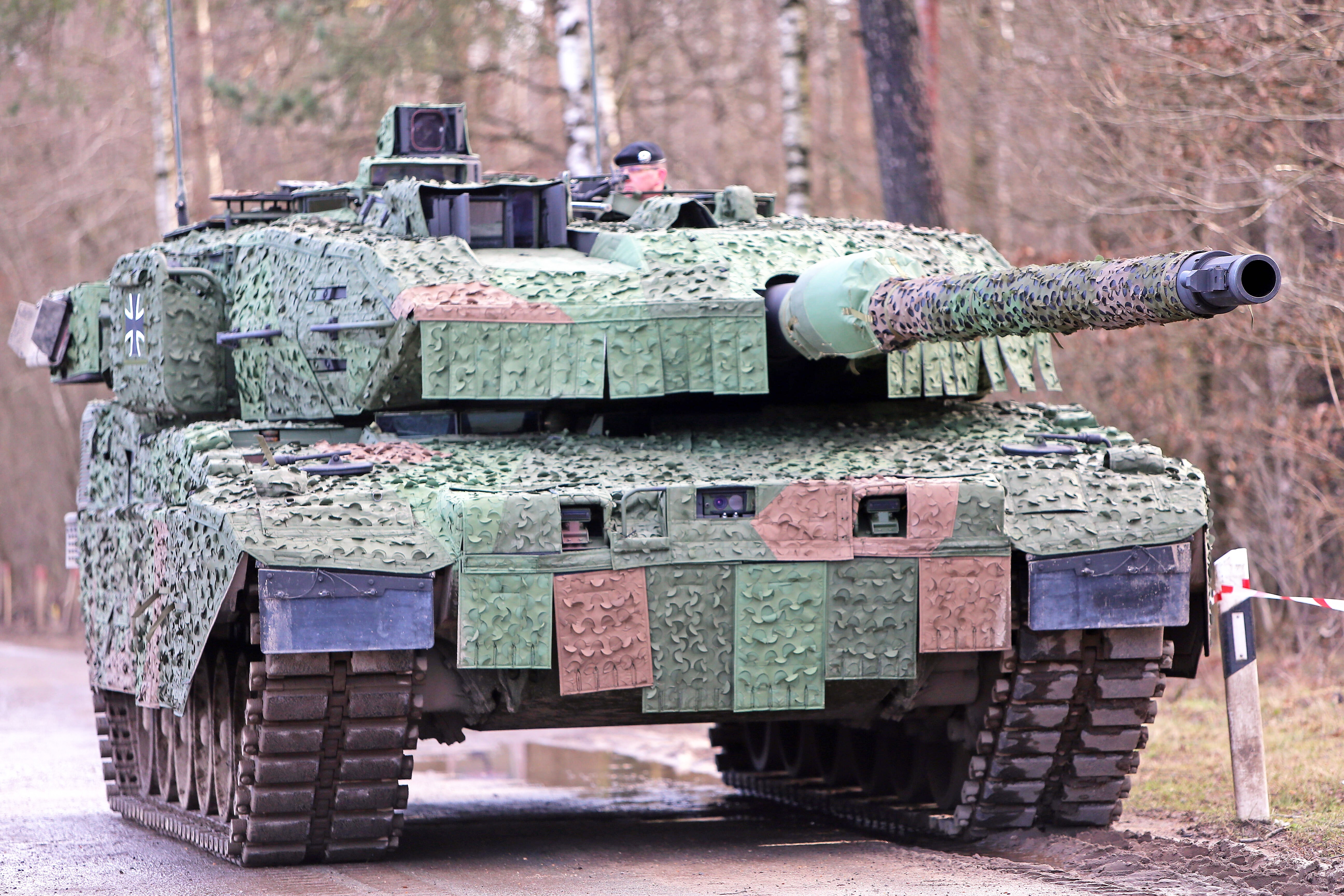 Deutschland schickt 1000 Soldaten an die NATO-Ostflanke! Angst vor Überfall durch Putin!